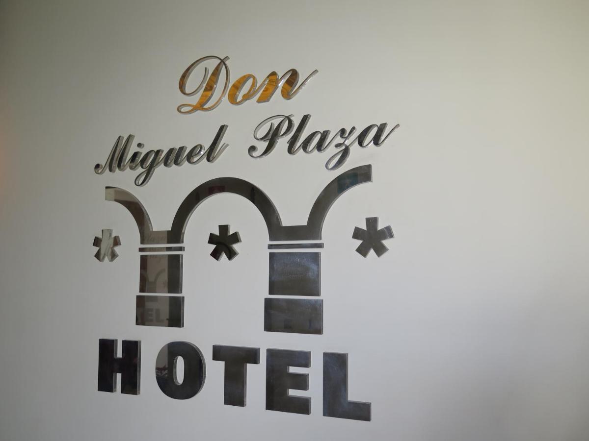Hotel Don Miguel Plaza Berja Buitenkant foto
