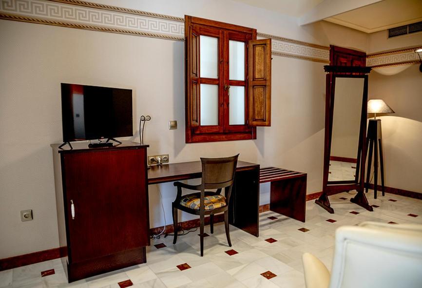 Hotel Don Miguel Plaza Berja Buitenkant foto
