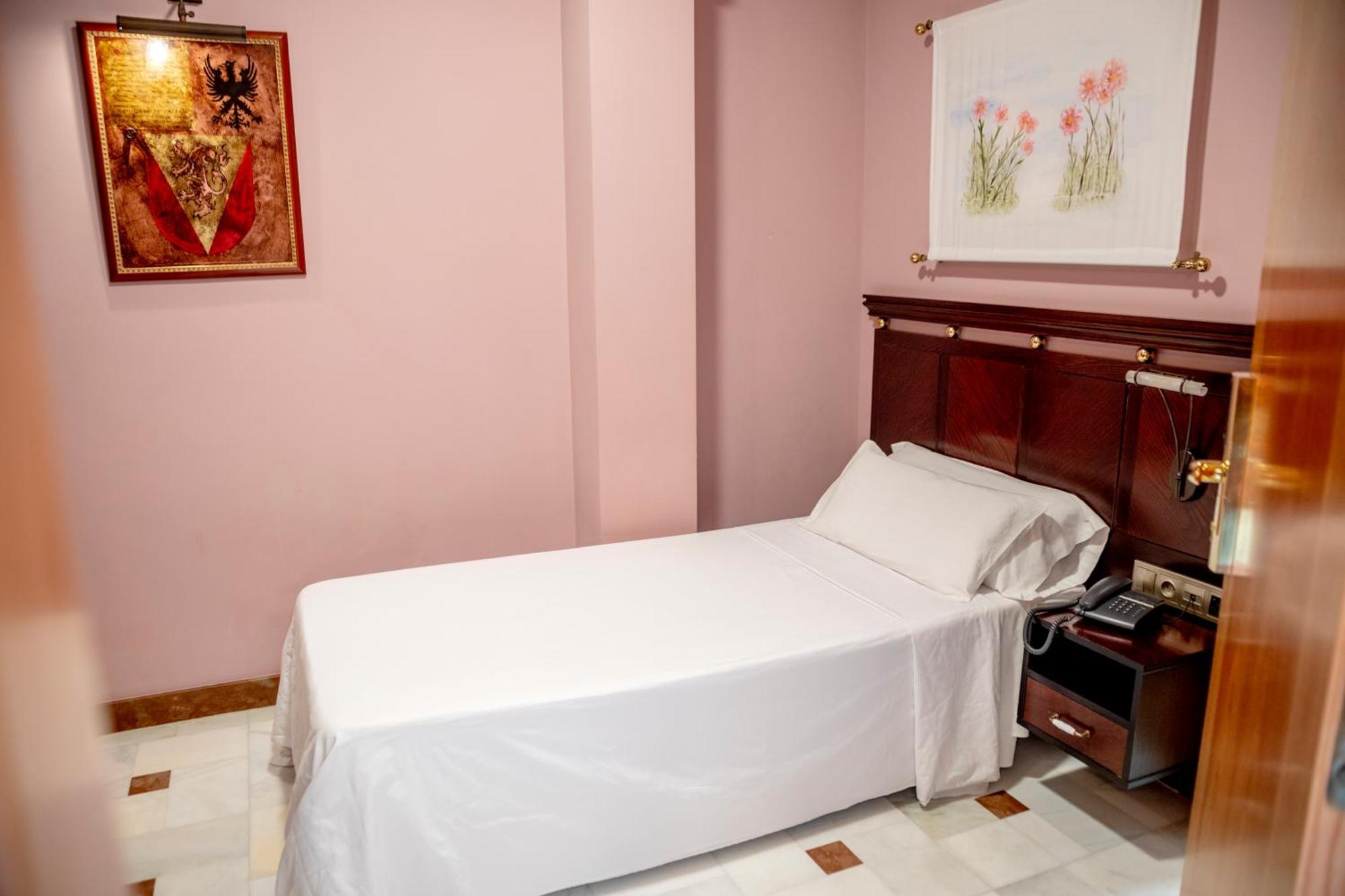 Hotel Don Miguel Plaza Berja Buitenkant foto
